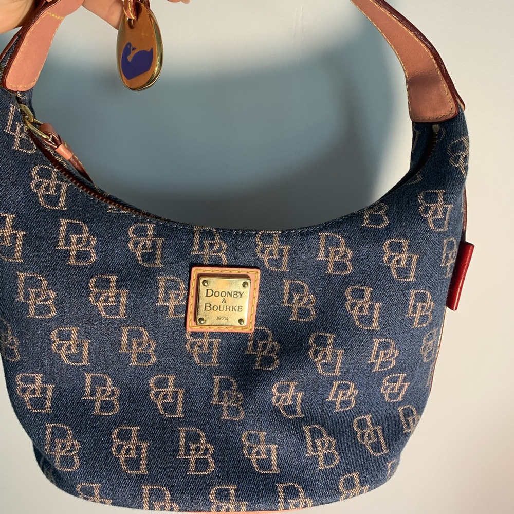 Vintage Dooney & Bourke bucket bag